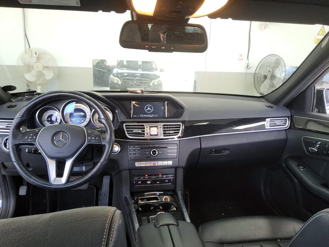 MERCEDES-BENZ E-CLASS (4TH GEN) E220 CDI BLUETEC AVANTGARDE SPORT 2016 - zdjęcie 11