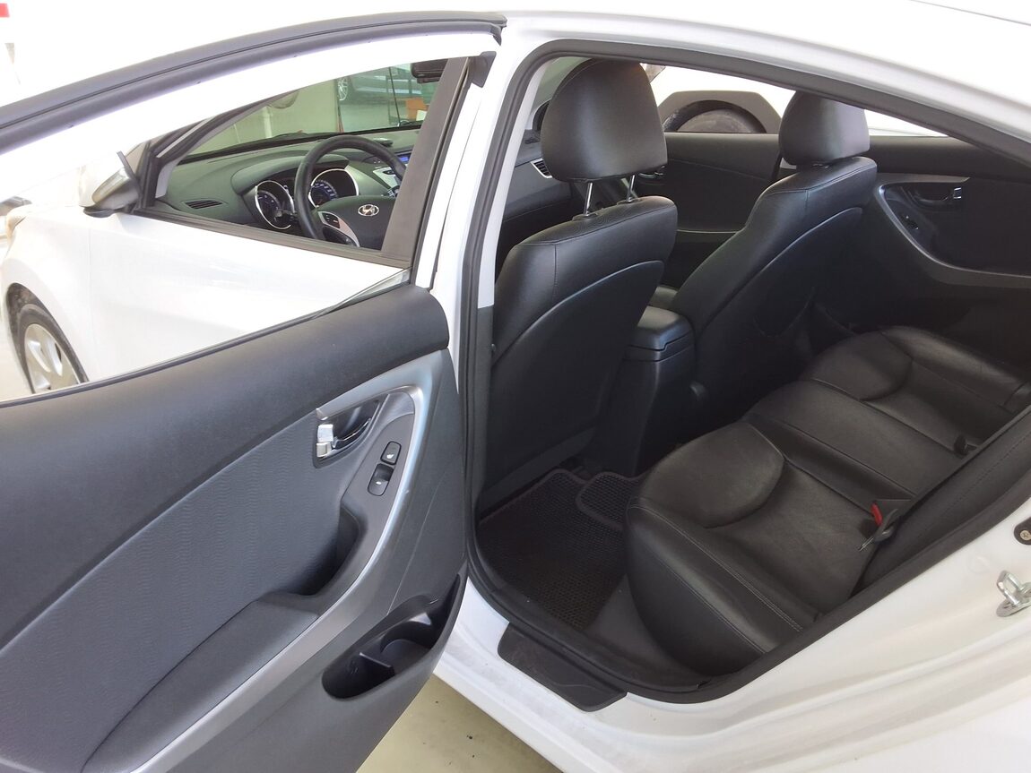 HYUNDAI AVANTE MD M16 GDi TOP 2012 - zdjęcie 12
