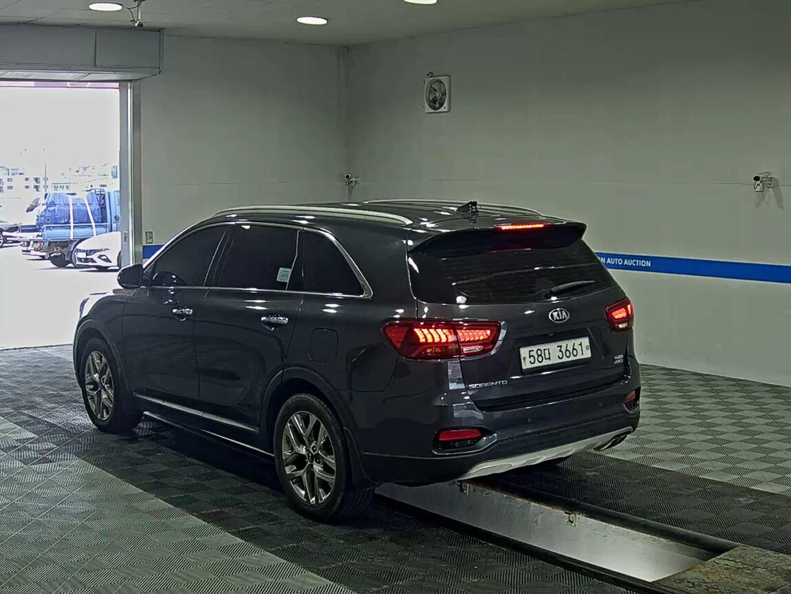 KIA THE NEW SORENTO DIESEL R2.0 4WD MASTER SPECIAL 2020 - zdjęcie 6