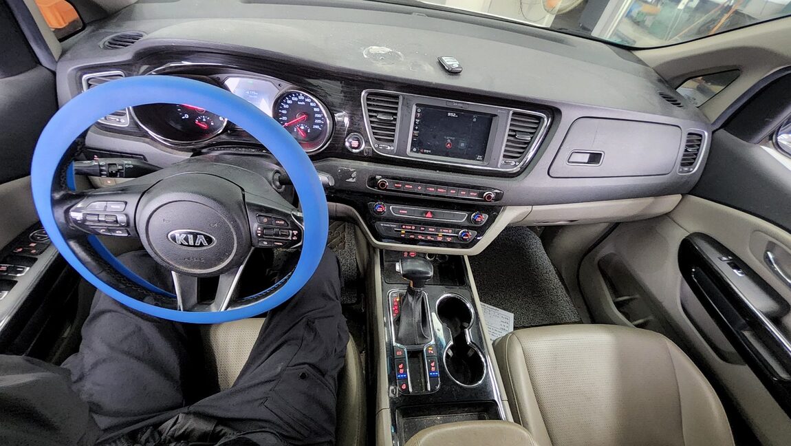 KIA THE NEW CARNIVAL 9-SEATER DIESEL PRESTIGE 2019 - zdjęcie 11