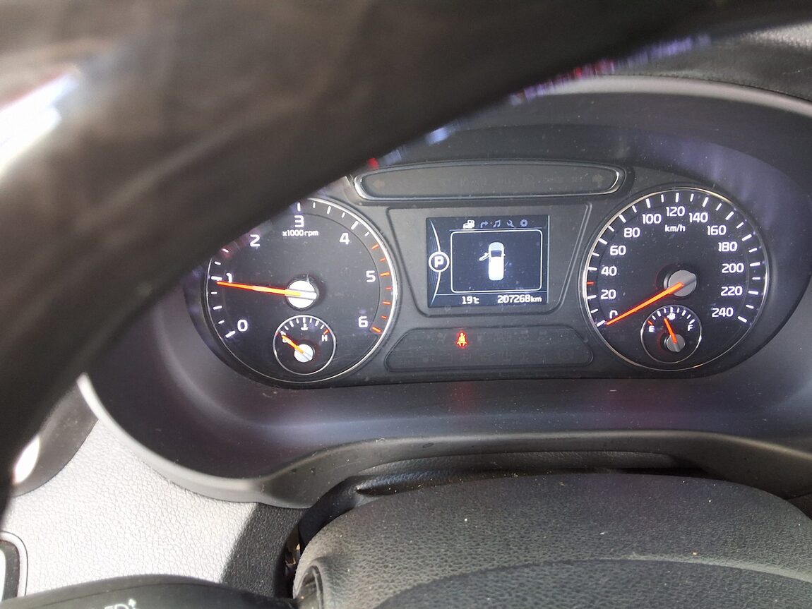 KIA ALL NEW SORENTO R2.0 2WD NOBLESSE 2016 - zdjęcie 9