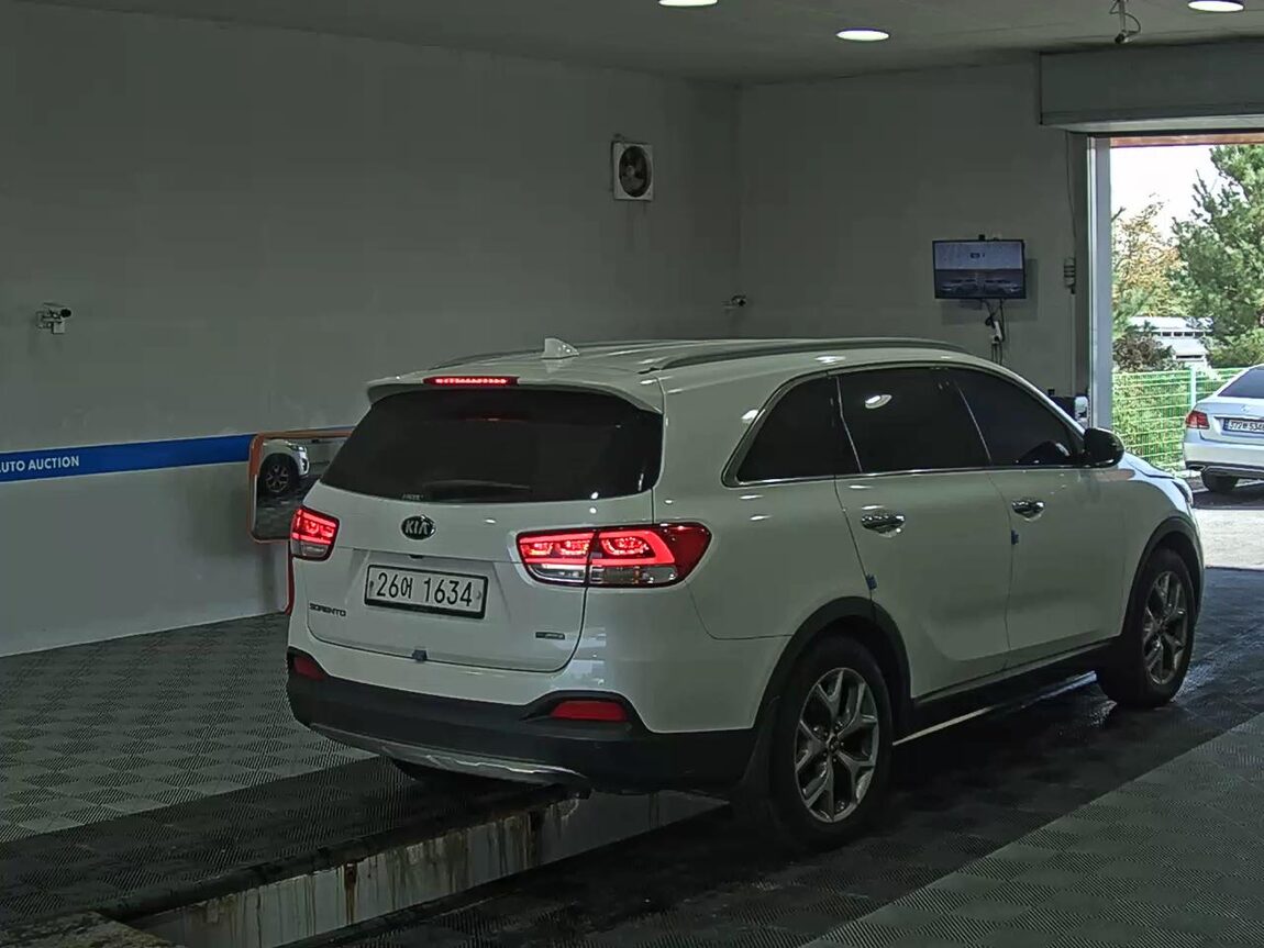 KIA ALL NEW SORENTO R2.0 2WD NOBLESSE 2016 - zdjęcie 5