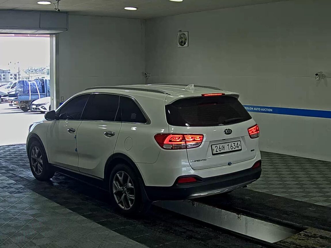 KIA ALL NEW SORENTO R2.0 2WD NOBLESSE 2016 - zdjęcie 6
