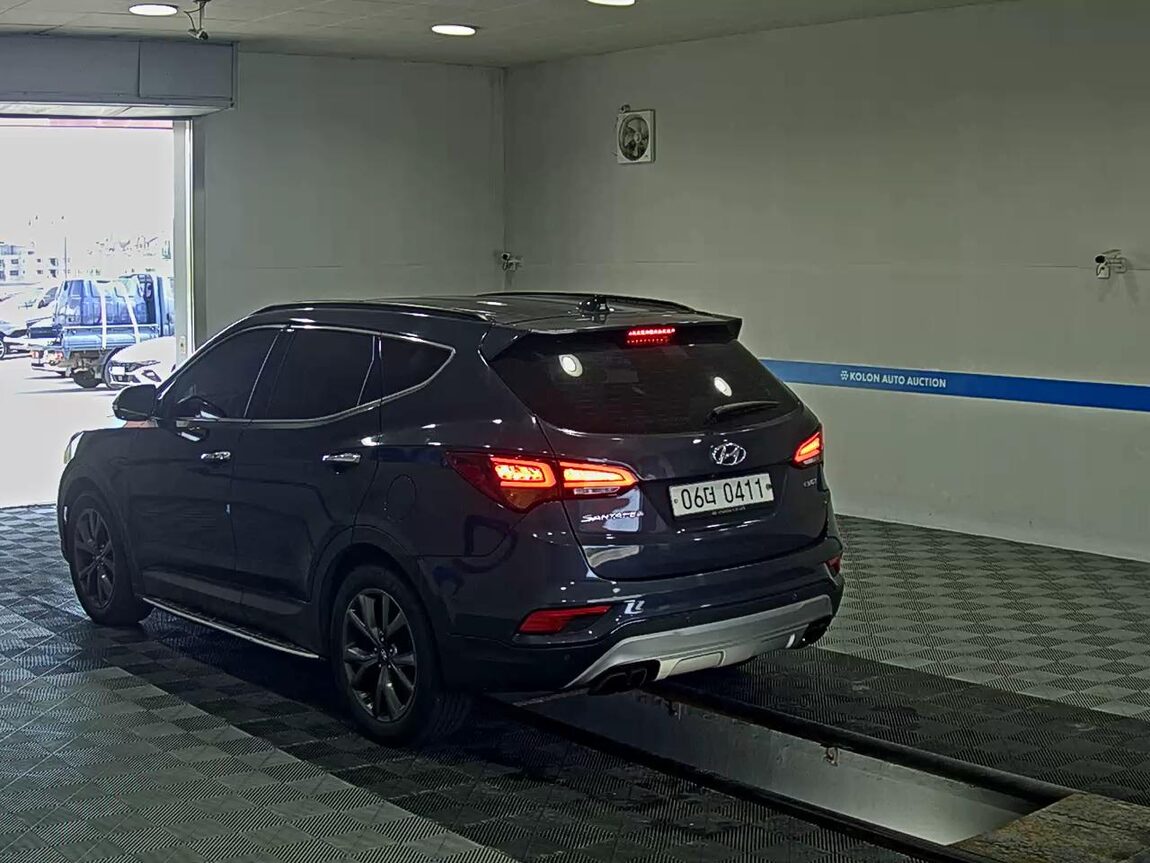 HYUNDAI SANTA FE THE PRIME DIESEL R2.0 2WD 1 MILLION 2017 - zdjęcie 6