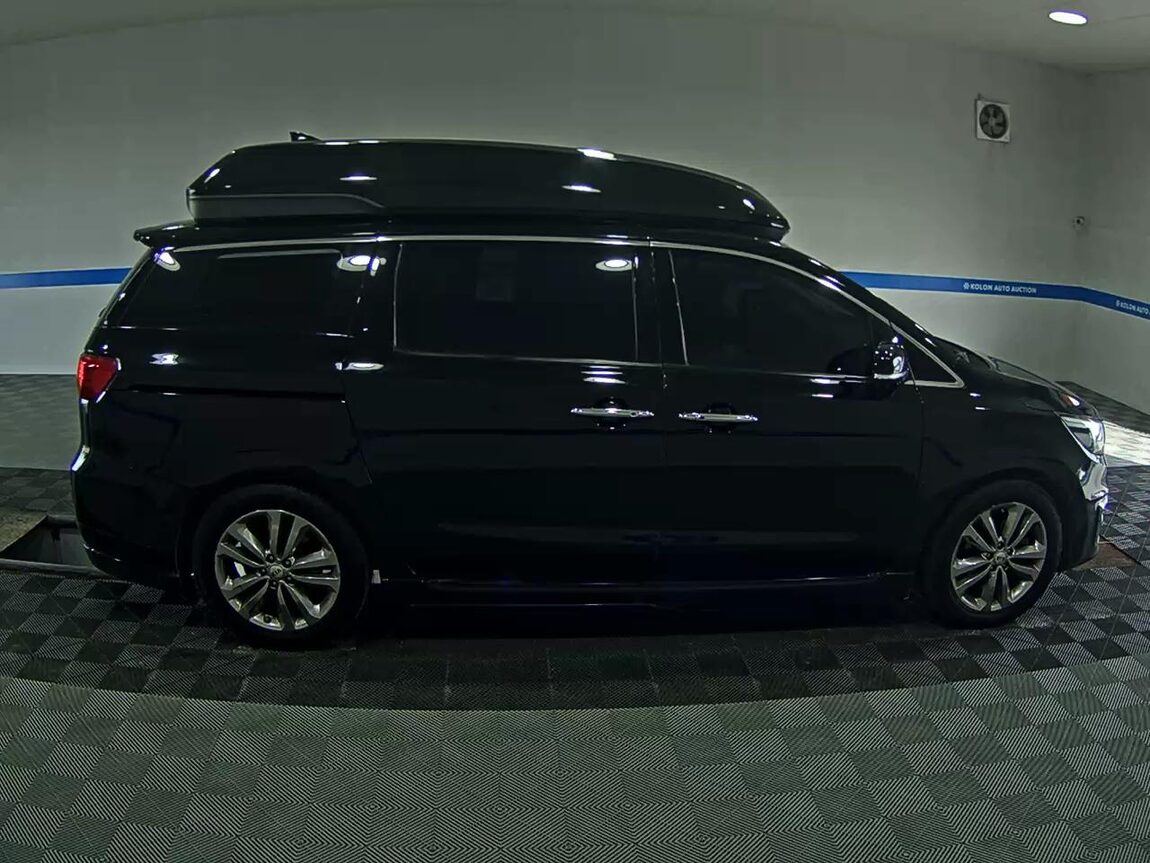 KIA ALL NEW CARNIVAL HI-LIMOUSINE DIESEL 9-SEATER NOBLESSE 2016 - zdjęcie 4