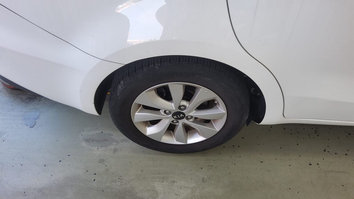 KIA THE NEW PRIDE 4-DOOR 1.4 MPI TRENDY 2016 - zdjęcie 27