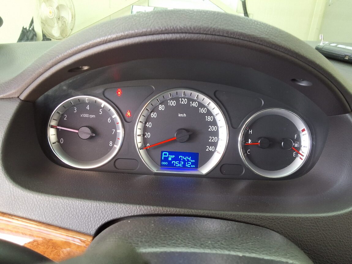 HYUNDAI NF SONATA TRANSFORM LPI RENTAL CAR PREMIER 2010 - zdjęcie 10
