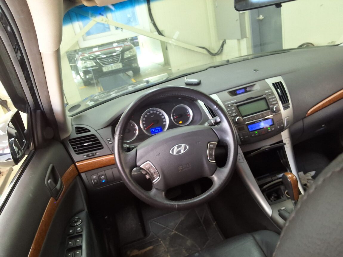 HYUNDAI NF SONATA TRANSFORM LPI RENTAL CAR PREMIER 2010 - zdjęcie 12