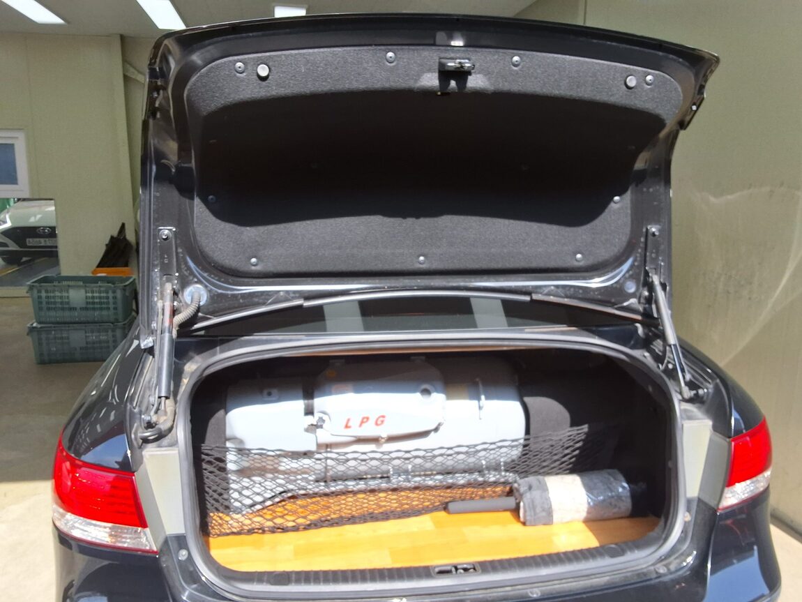 HYUNDAI NF SONATA TRANSFORM LPI RENTAL CAR PREMIER 2010 - zdjęcie 16