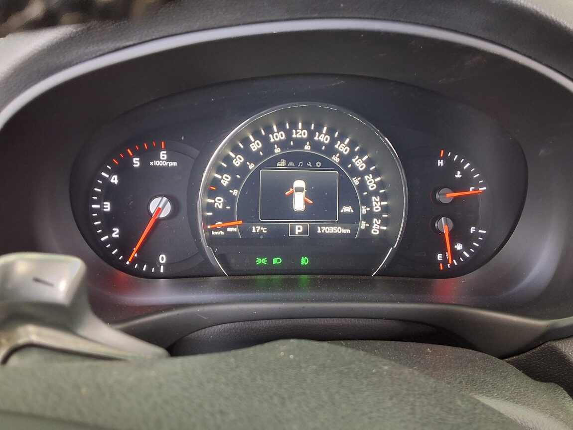 KIA ALL NEW SORENTO R2.0 2WD NOBLESSE SPECIAL 2016 - zdjęcie 9