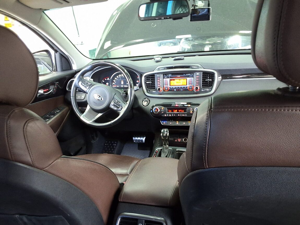 KIA ALL NEW SORENTO R2.0 2WD NOBLESSE SPECIAL 2016 - zdjęcie 11