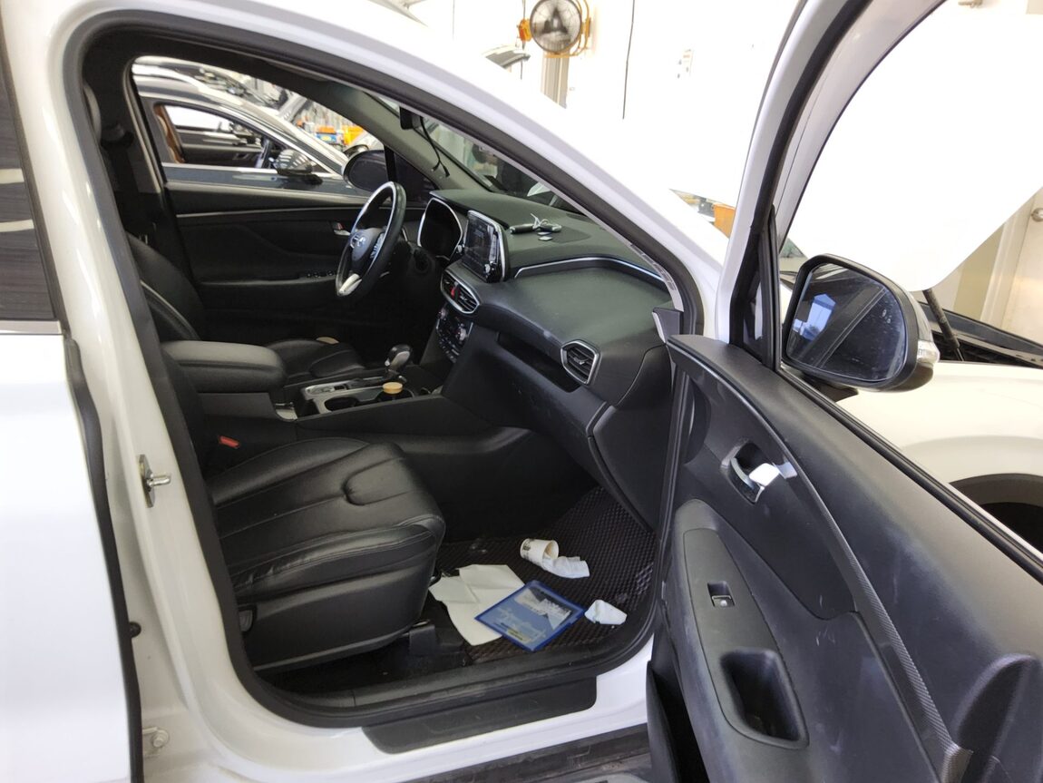 HYUNDAI SANTA FE (TM) R2.0 2WD PREMIUM 2019 - zdjęcie 14