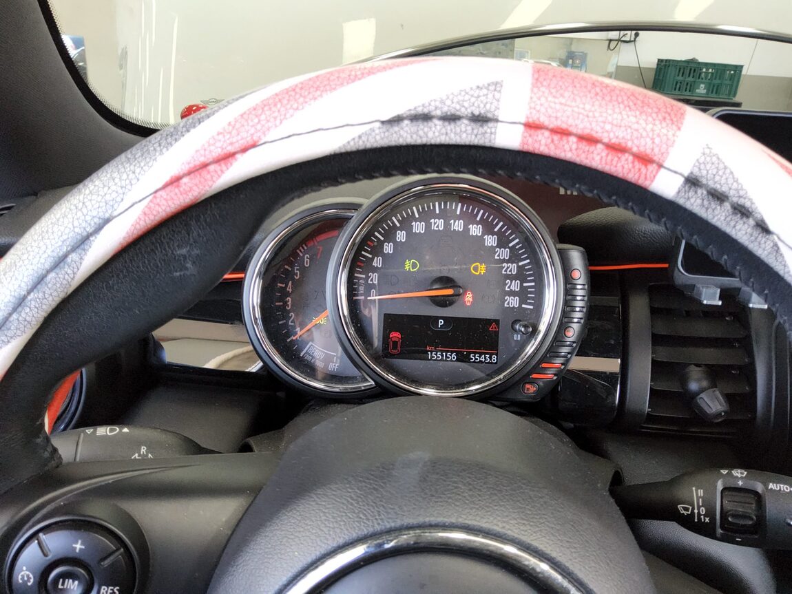 MINI COOPER (3RD GEN) 1.5 HIGH 2014 - zdjęcie 9