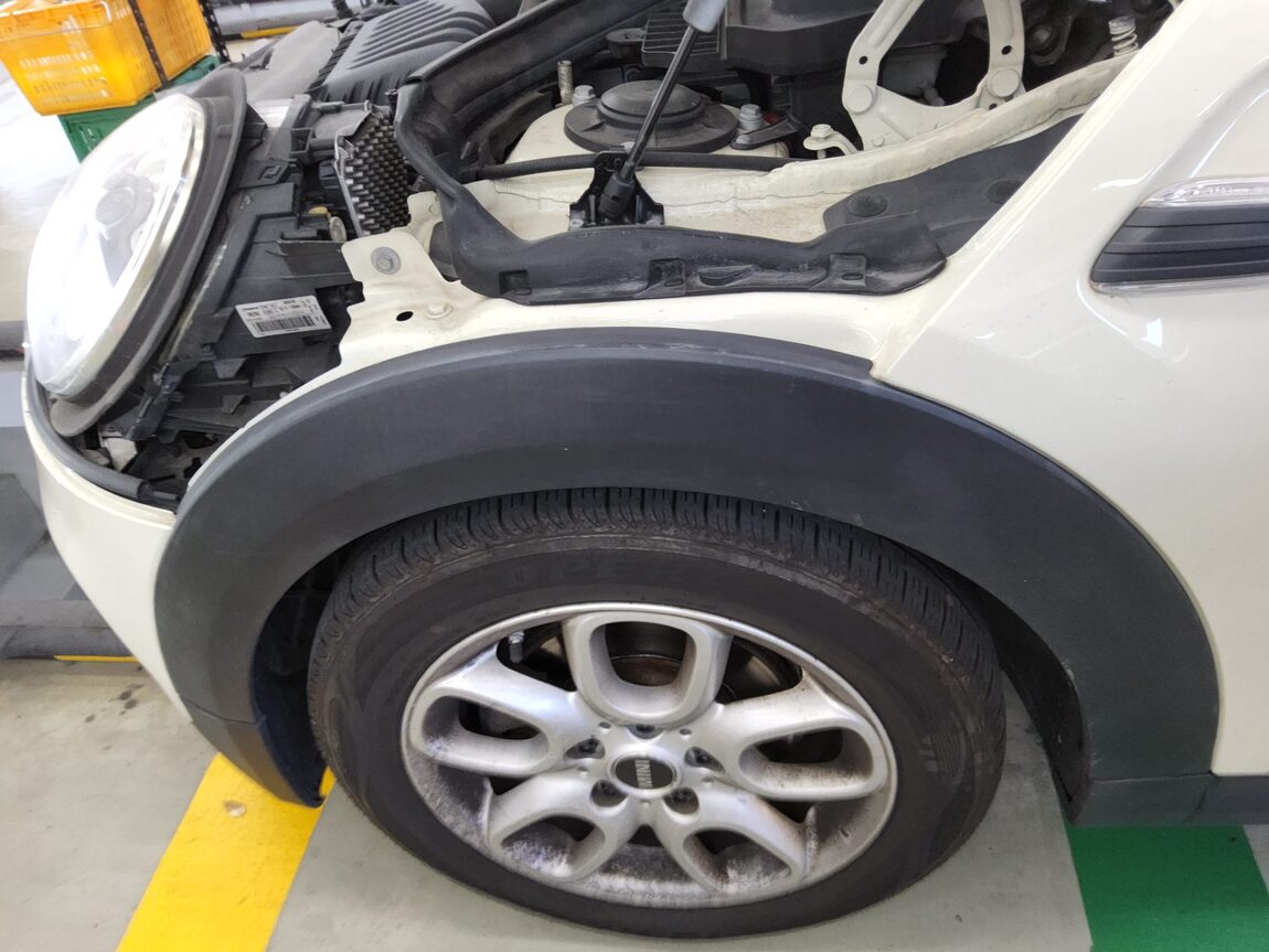 MINI COOPER (3RD GEN) 1.5 HIGH 2014 - zdjęcie 21