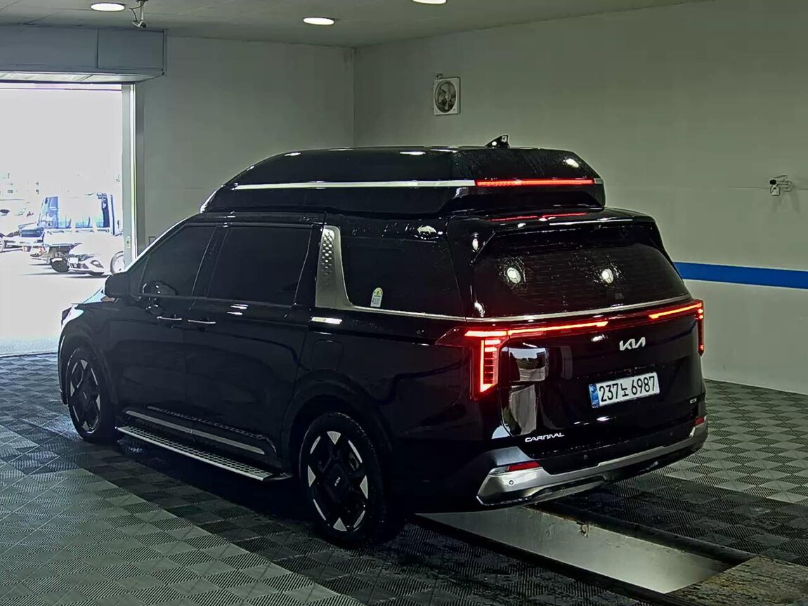 KIA THE NEW CARNIVAL HYBRID (KA4) 1.6 HEV HI-LIMOUSINE 7-SEATER SIGNATURE 2026 - zdjęcie 6