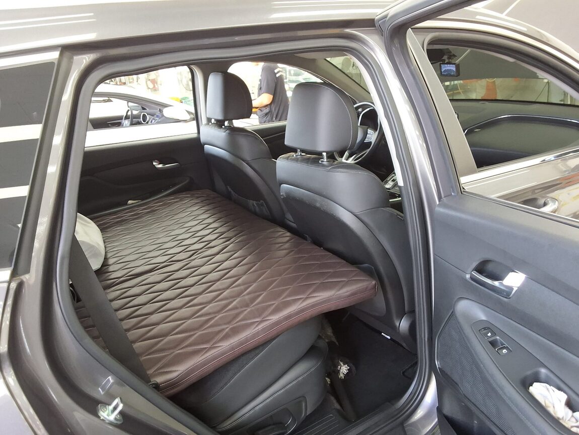 HYUNDAI THE NEW SANTA FE DIESEL 2.2 2WD PREMIUM CHOICE 2021 - zdjęcie 13
