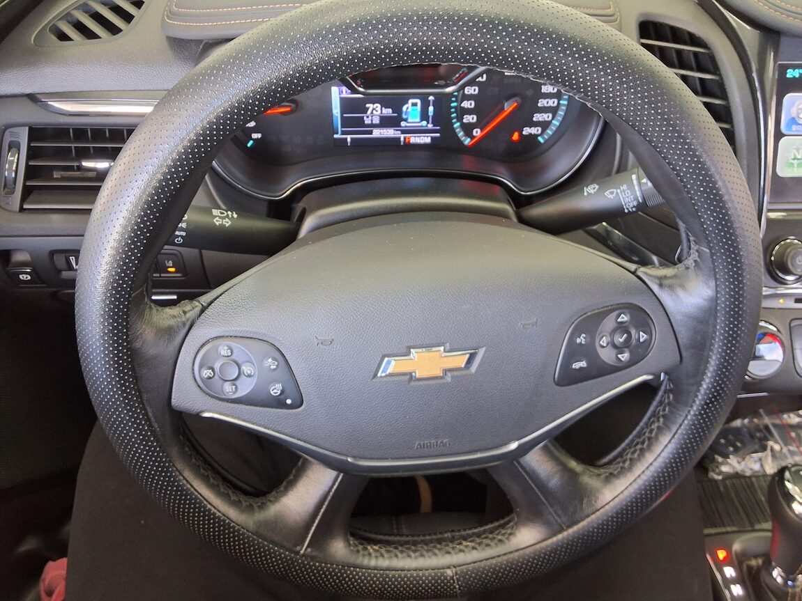 CHEVROLET (DAEWOO) IMPALA 2.5 PREMIER 2018 - zdjęcie 17