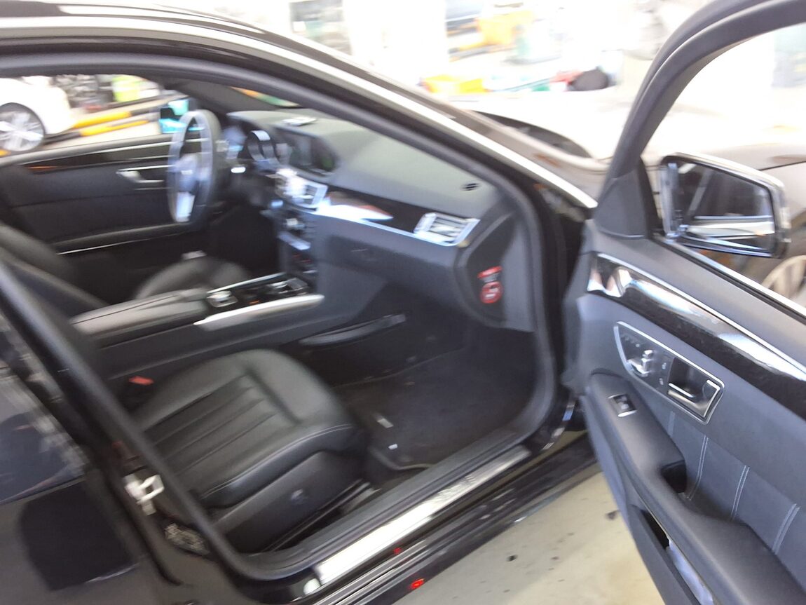 MERCEDES-BENZ E-CLASS (4TH GEN) E300 4MATIC AVANTGARDE 2014 - zdjęcie 14