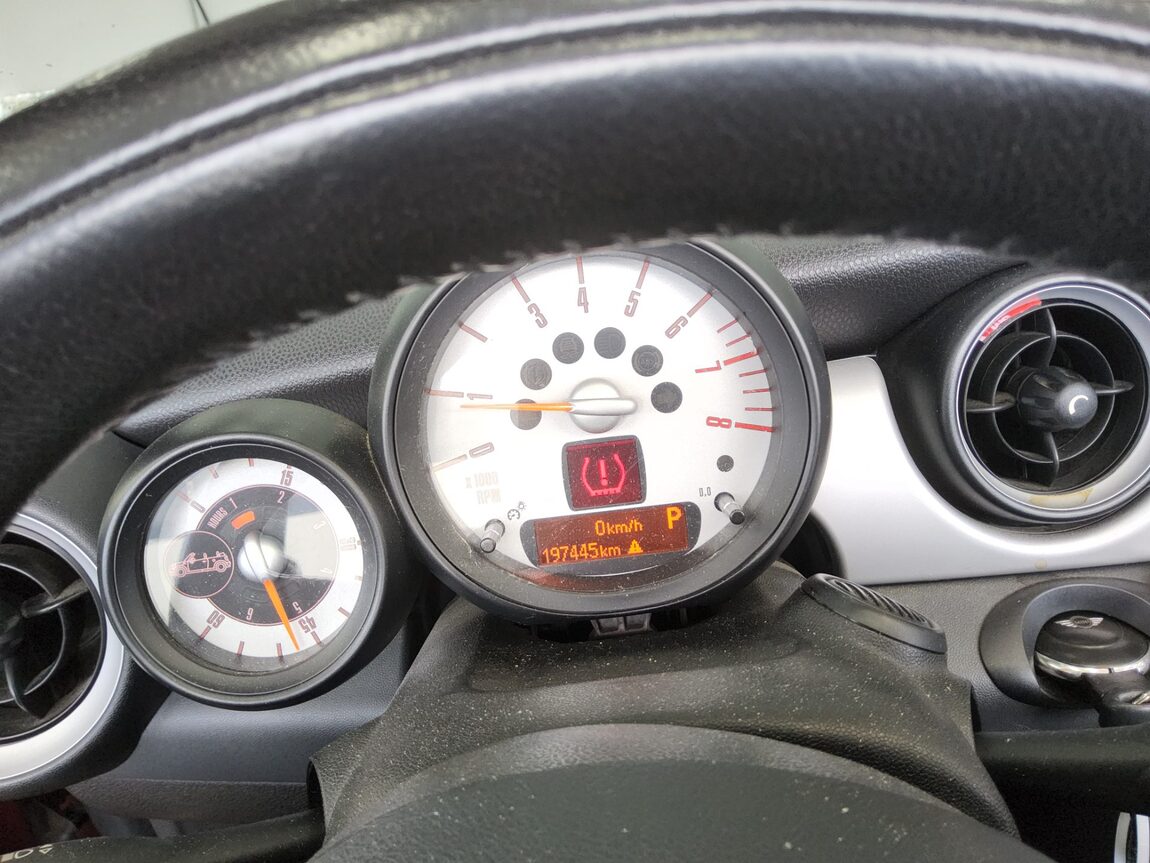 MINI COOPER CONVERTIBLE (2ND GEN) 1.6 2012 - zdjęcie 9