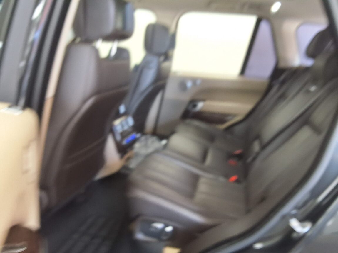 LAND ROVER RANGE ROVER (4TH GEN) 5.0 V8 SC VOGUE SE 2015 - zdjęcie 13