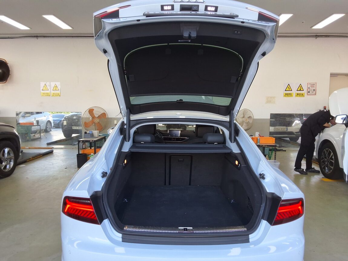 AUDI A7 50 TDI QUATTRO PREMIUM 2016 - zdjęcie 15