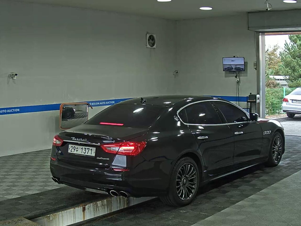MASERATI QUATTROPORTE (6TH GEN) 3.0 S Q4 2014 - zdjęcie 5
