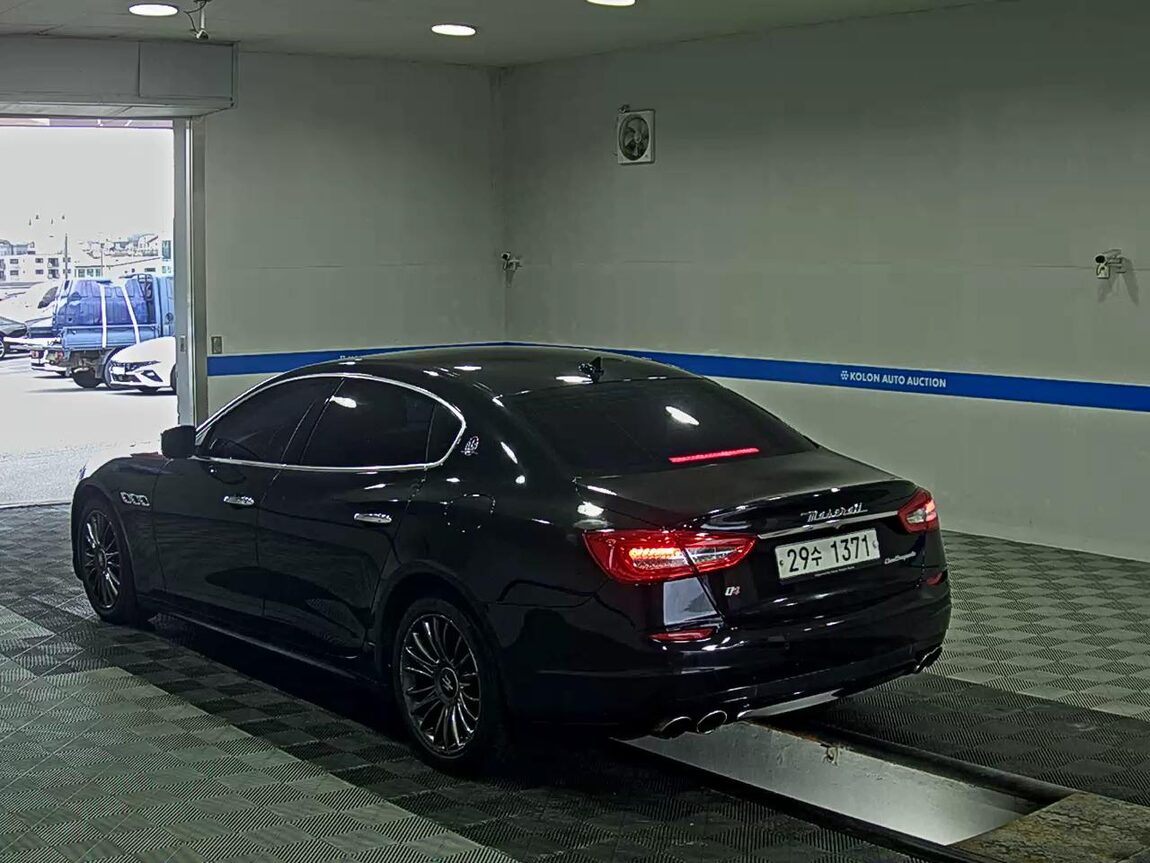 MASERATI QUATTROPORTE (6TH GEN) 3.0 S Q4 2014 - zdjęcie 6
