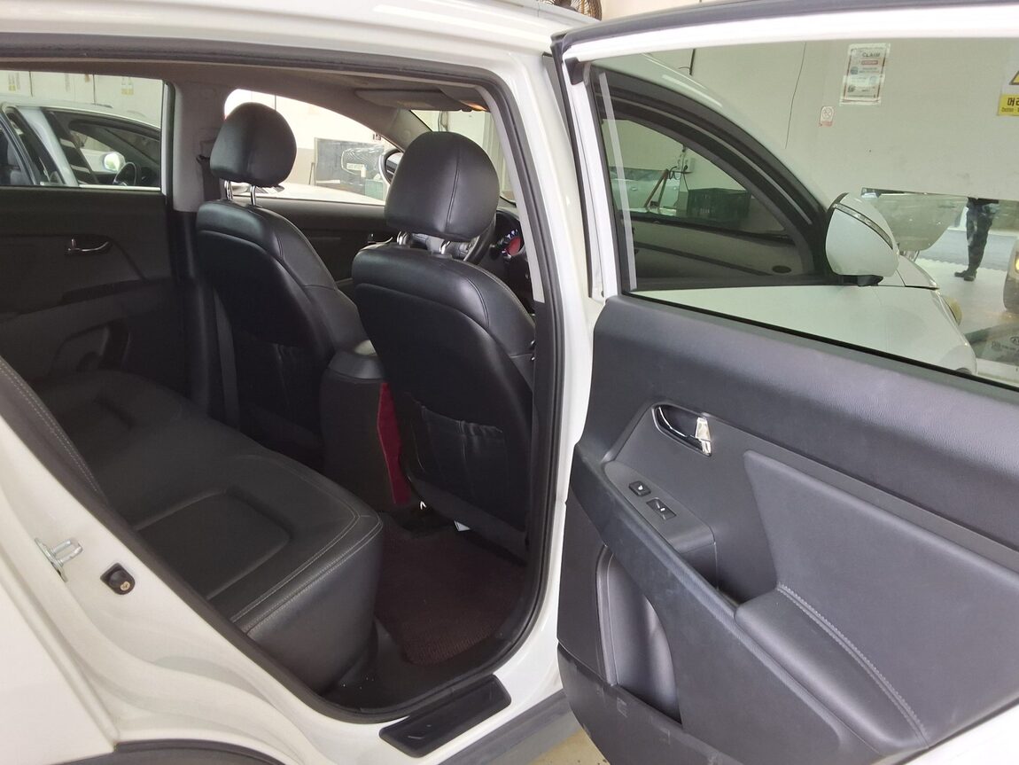 KIA SPORTAGE R DIESEL R2.0 2WD TLX LUXURY MODEL 2013 - zdjęcie 13
