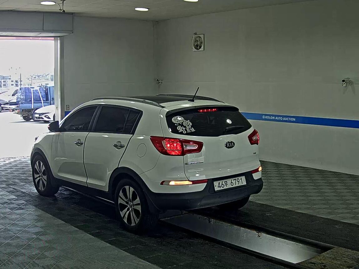 KIA SPORTAGE R DIESEL R2.0 2WD TLX LUXURY MODEL 2013 - zdjęcie 6