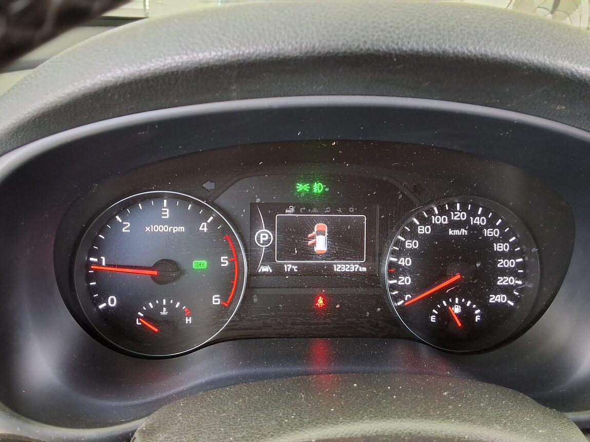 KIA NEW SPORTAGE R2.0 2WD NOBLESSE SPECIAL 2016 - zdjęcie 9