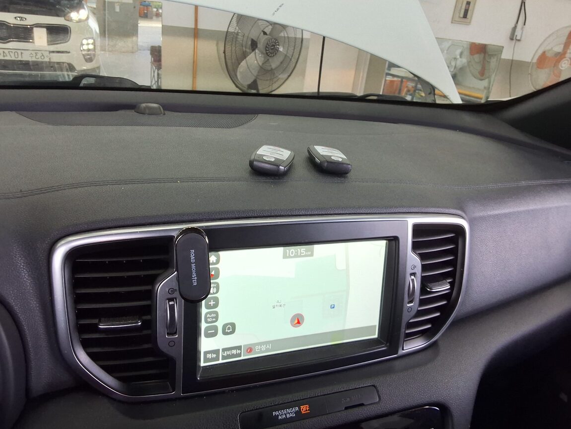 KIA NEW SPORTAGE R2.0 2WD NOBLESSE SPECIAL 2016 - zdjęcie 18