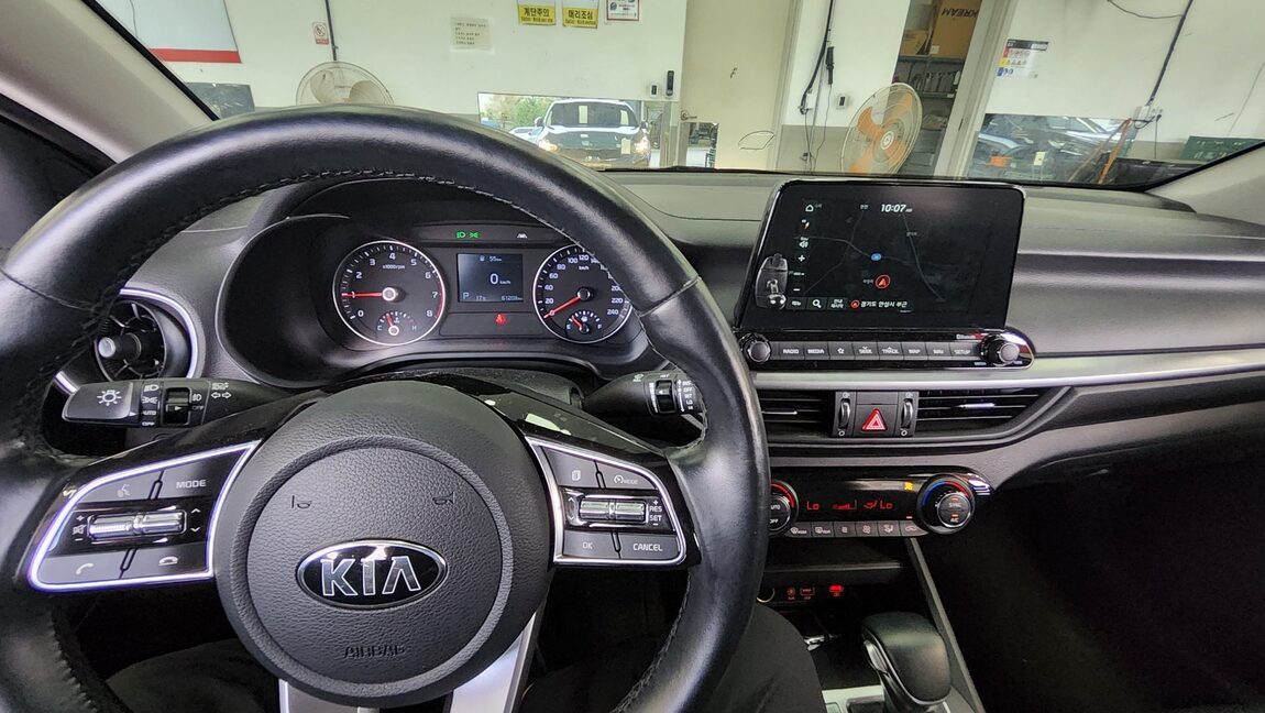 KIA ALL NEW K3 1.6 GASOLINE LUXURY 2019 - zdjęcie 18