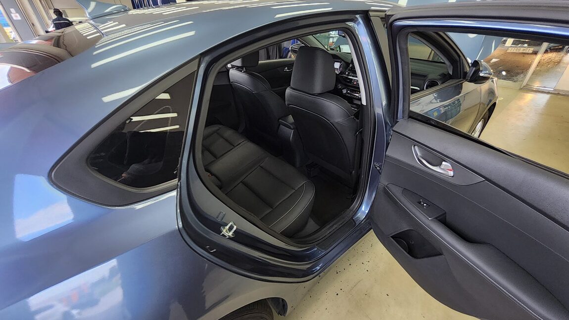KIA ALL NEW K3 1.6 GASOLINE LUXURY 2019 - zdjęcie 13