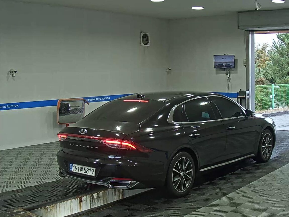 HYUNDAI THE NEW GRANDEUR IG GASOLINE 2.5 LE BLANC 2023 - zdjęcie 5