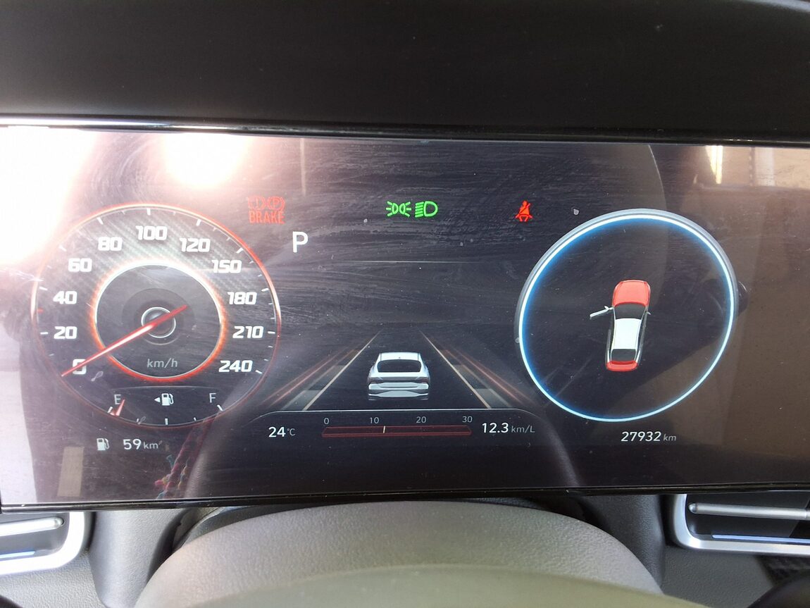 HYUNDAI AVANTE (CN7) 1.6 GASOLINE INSPIRATION 2023 - zdjęcie 9