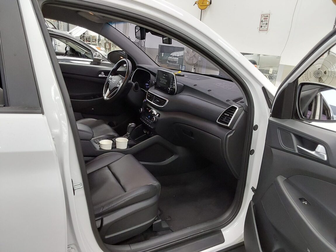 HYUNDAI NEW TUCSON 1.6 GASOLINE 2WD PREMIUM 2019 - zdjęcie 14