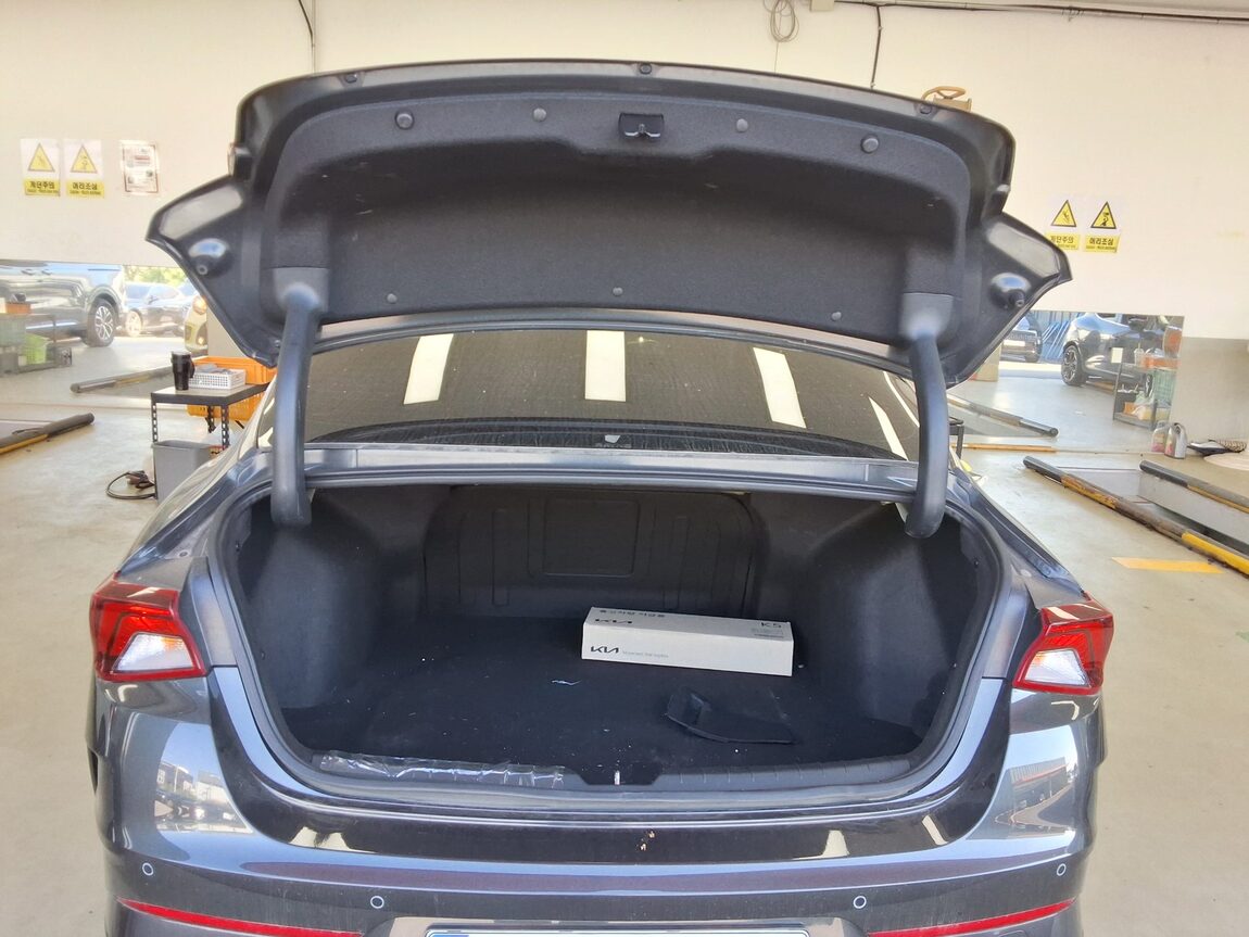 KIA NEW K5 (DL3) 2.0 GASOLINE PRESTIGE 2022 - zdjęcie 15