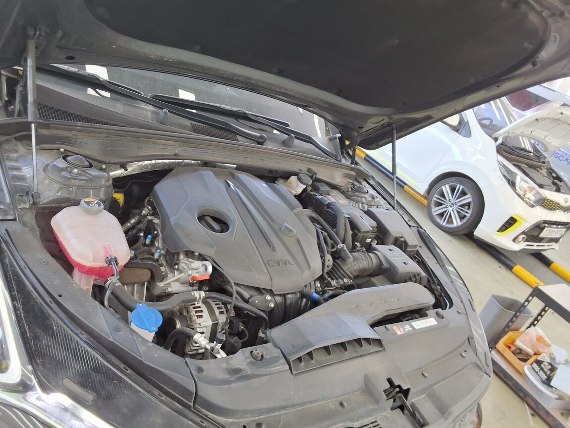 KIA NEW K5 (DL3) 2.0 GASOLINE PRESTIGE 2022 - zdjęcie 18