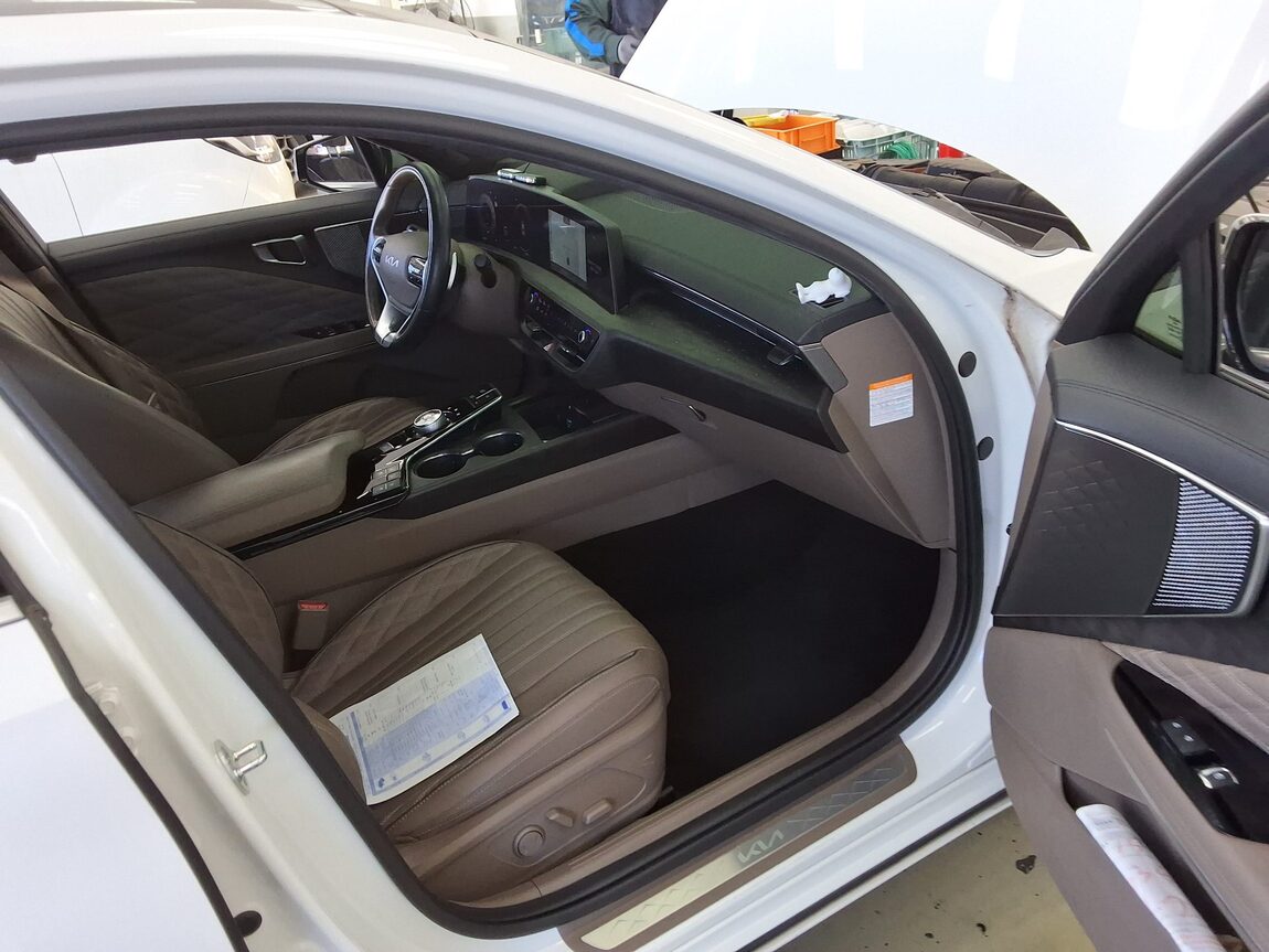 KIA K8 HYBRID HEV SIGNATURE 2023 - zdjęcie 14