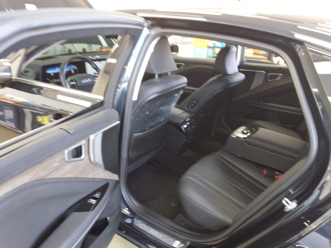 KIA K8 HYBRID HEV NOBLESSE 2024 - zdjęcie 12