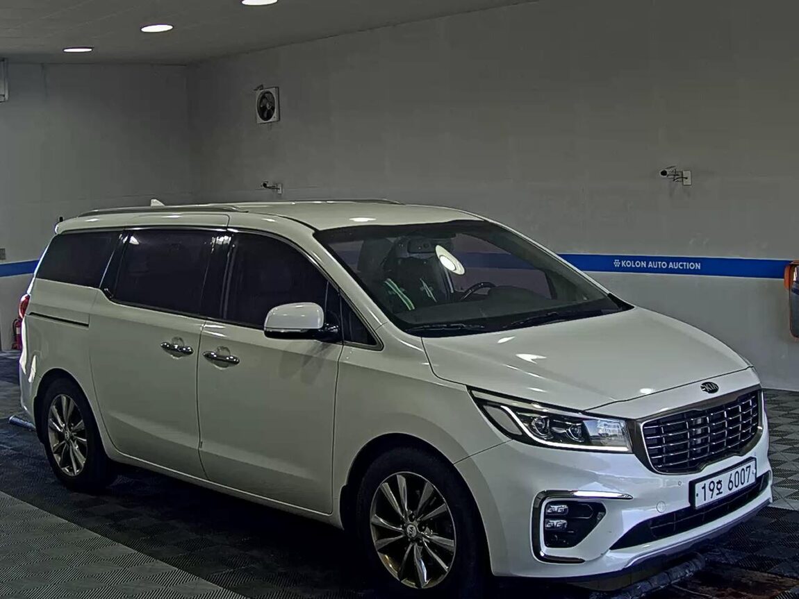 KIA THE NEW CARNIVAL LIMOUSINE 7-SEATER DIESEL VIP 2019 - zdjęcie 3
