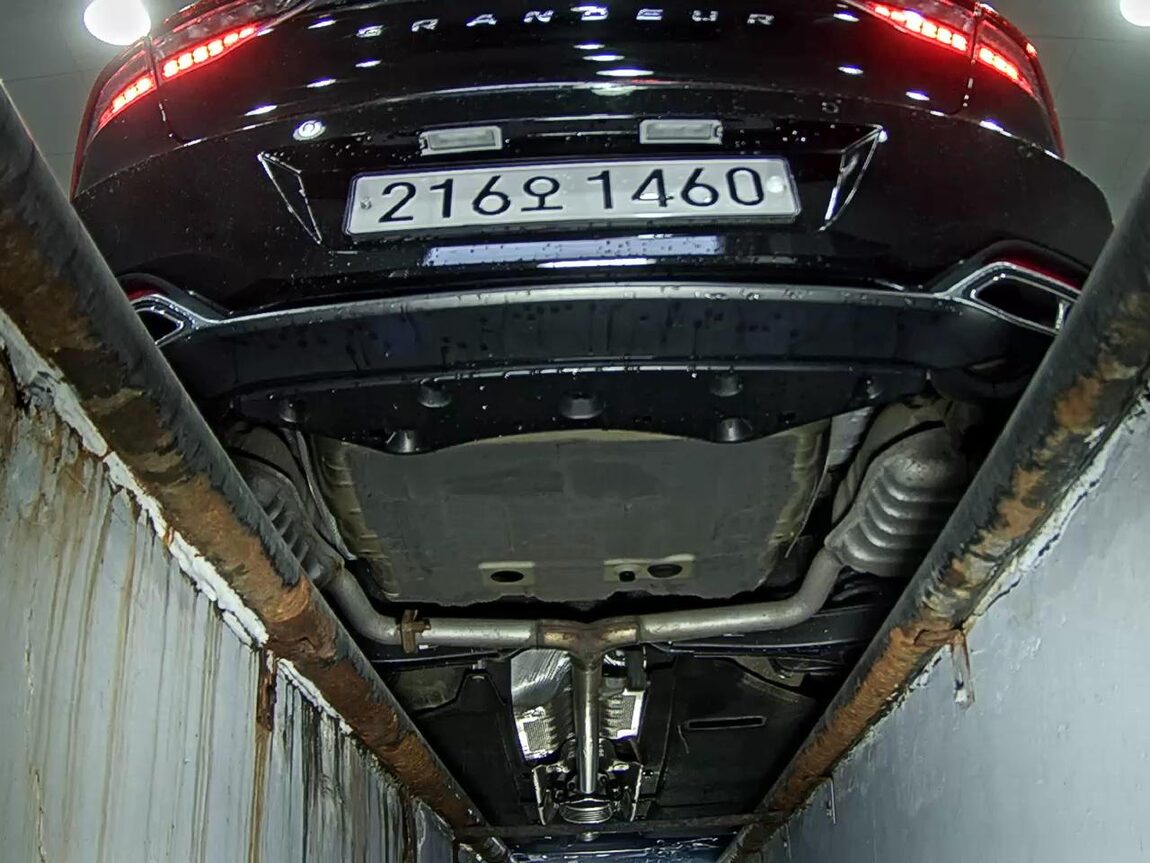 HYUNDAI THE NEW GRANDEUR IG HYBRID 2.4 HEV CALLIGRAPHY 2020 - zdjęcie 8