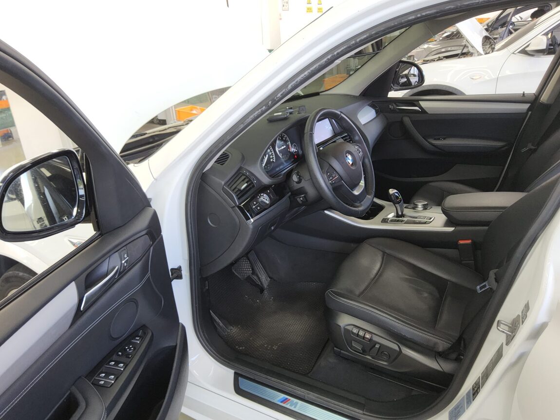 BMW X3 (2ND GEN) 20d xDRIVE M AERODYNAMIC 2017 - zdjęcie 10