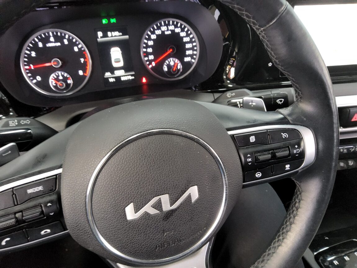 KIA NEW K5 (DL3) 2.0 GASOLINE PRESTIGE 2023 - zdjęcie 17