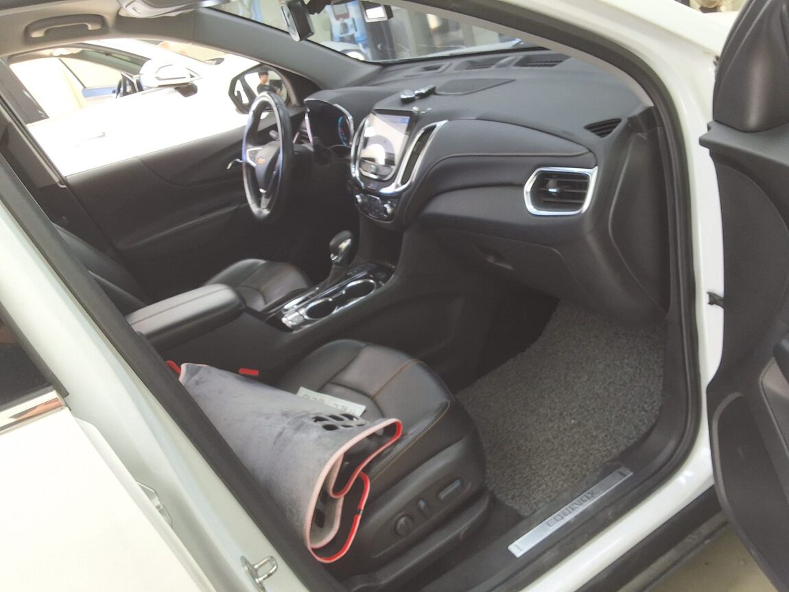 CHEVROLET (DAEWOO) THE NEXT EQUINOX 1.5 GASOLINE AWD LT 2022 - zdjęcie 15