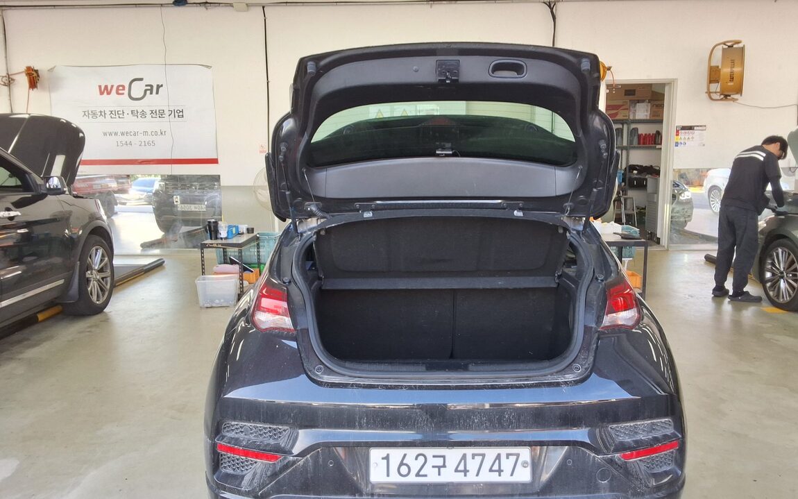 HYUNDAI VELOSTER N 2.0 N PERFORMANCE 2021 - zdjęcie 14