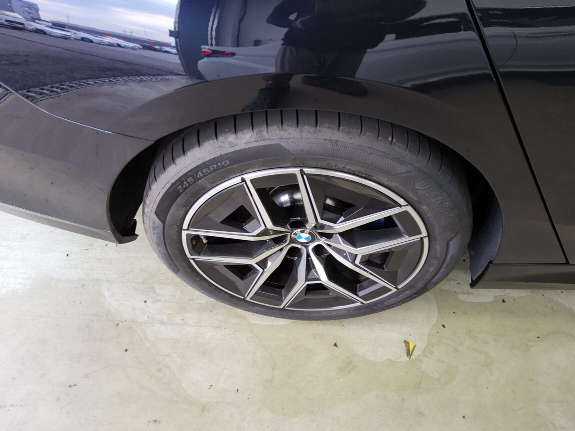 BMW 5 SERIES (8TH GEN) 520i M SPORT PACK 2026 - zdjęcie 30