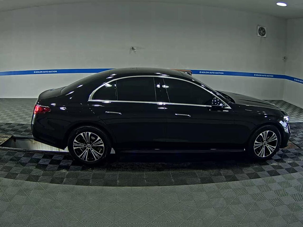 MERCEDES-BENZ E-CLASS (6TH GEN) E200 AVANTGARDE 2026 - zdjęcie 4