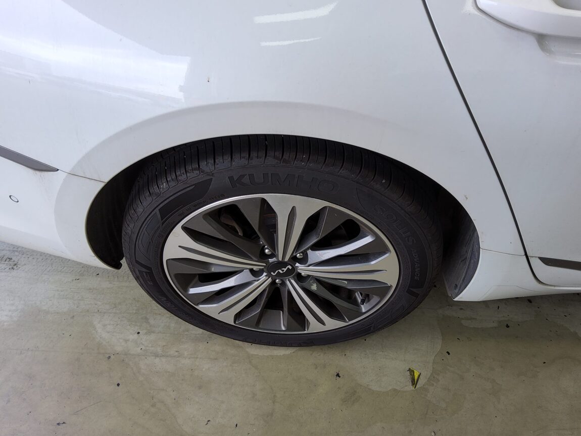 KIA K8 HYBRID HEV NOBLESSE 2023 - zdjęcie 25