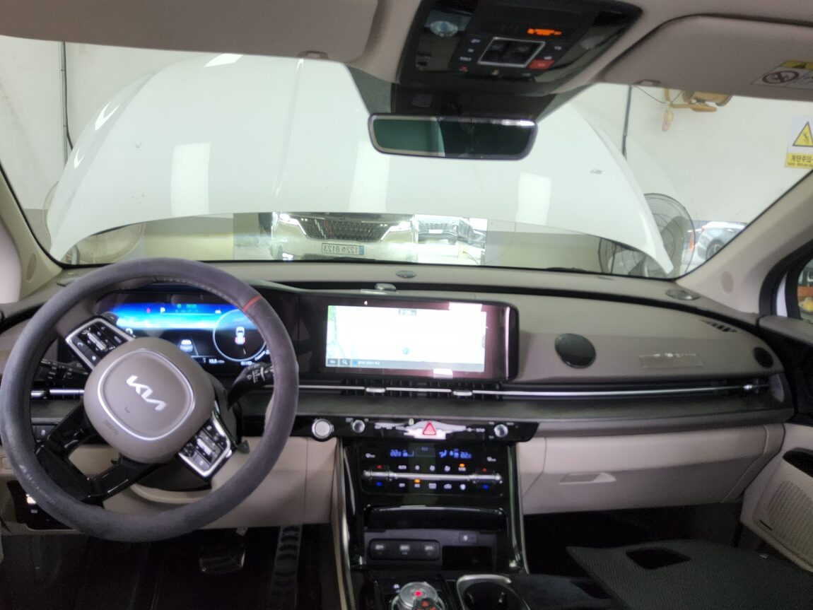 KIA NEW CARNIVAL (KA4) 7-SEATER GASOLINE SIGNATURE 2023 - zdjęcie 11